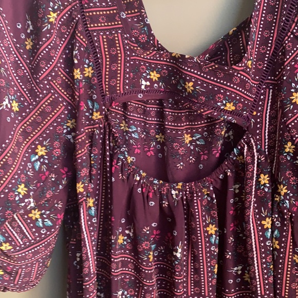 Dress - Picture 5 of 5